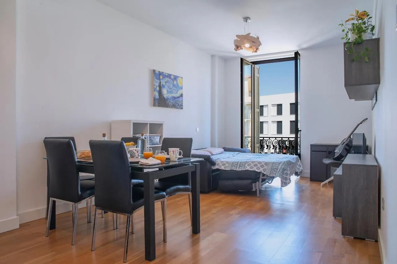 Pineapple Sebastian Souviron 18 Apartment Malaga Spain